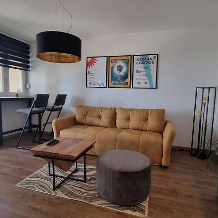 Qr Apartment For Family, Couples, And Friends Stay In ริเยกา ภายนอก รูปภาพ