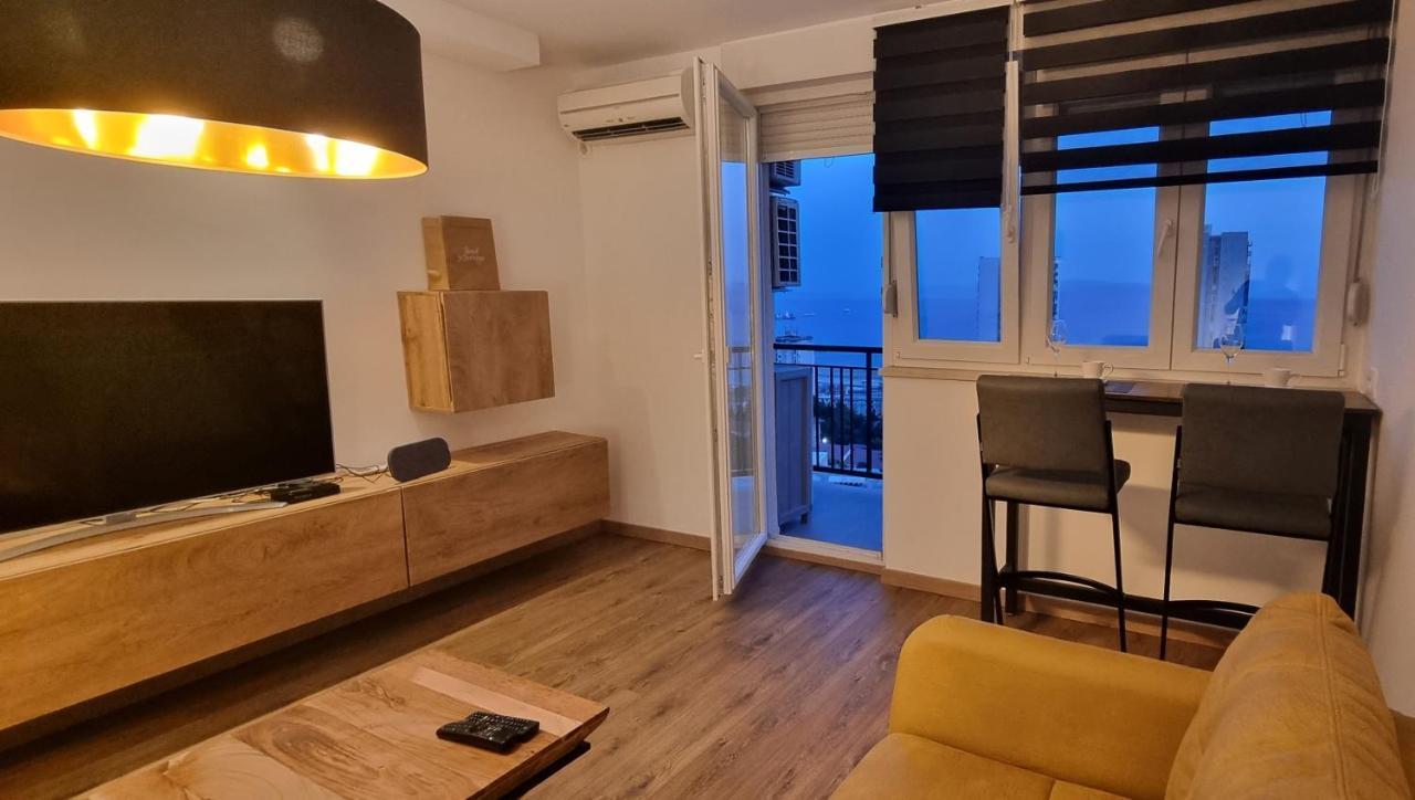 Qr Apartment For Family, Couples, And Friends Stay In ริเยกา ภายนอก รูปภาพ